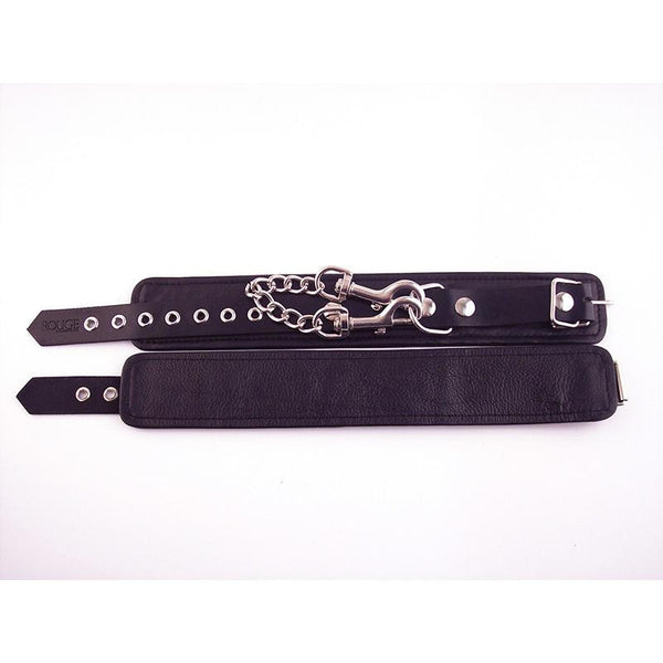 Rouge Ankle Cuffs Black