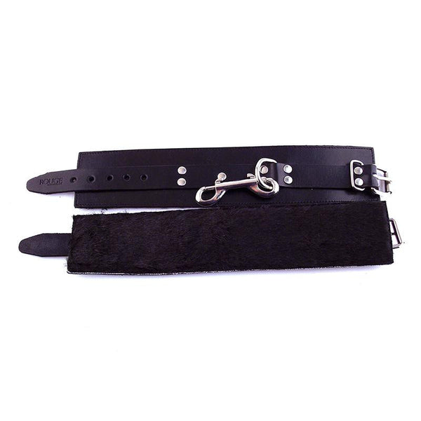 Rouge Ankle Cuffs, Fur Black