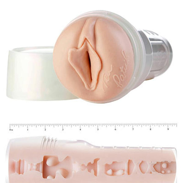 Fashionistas Nipple Suckers